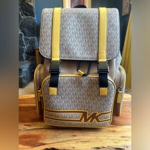 Michael Kors Cooper Signature Utility Large Rucksack Backpack Bag.
